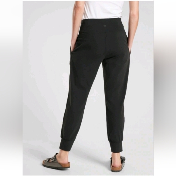 Athleta Powervita Ankle Pants Black Sz M - Picture 1 of 9